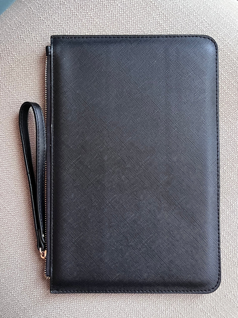 Travelista Wristlet