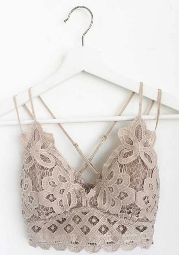 LACE BRALETTE